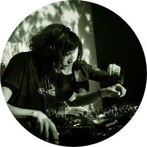 Ailbhe-Reprezent@3x